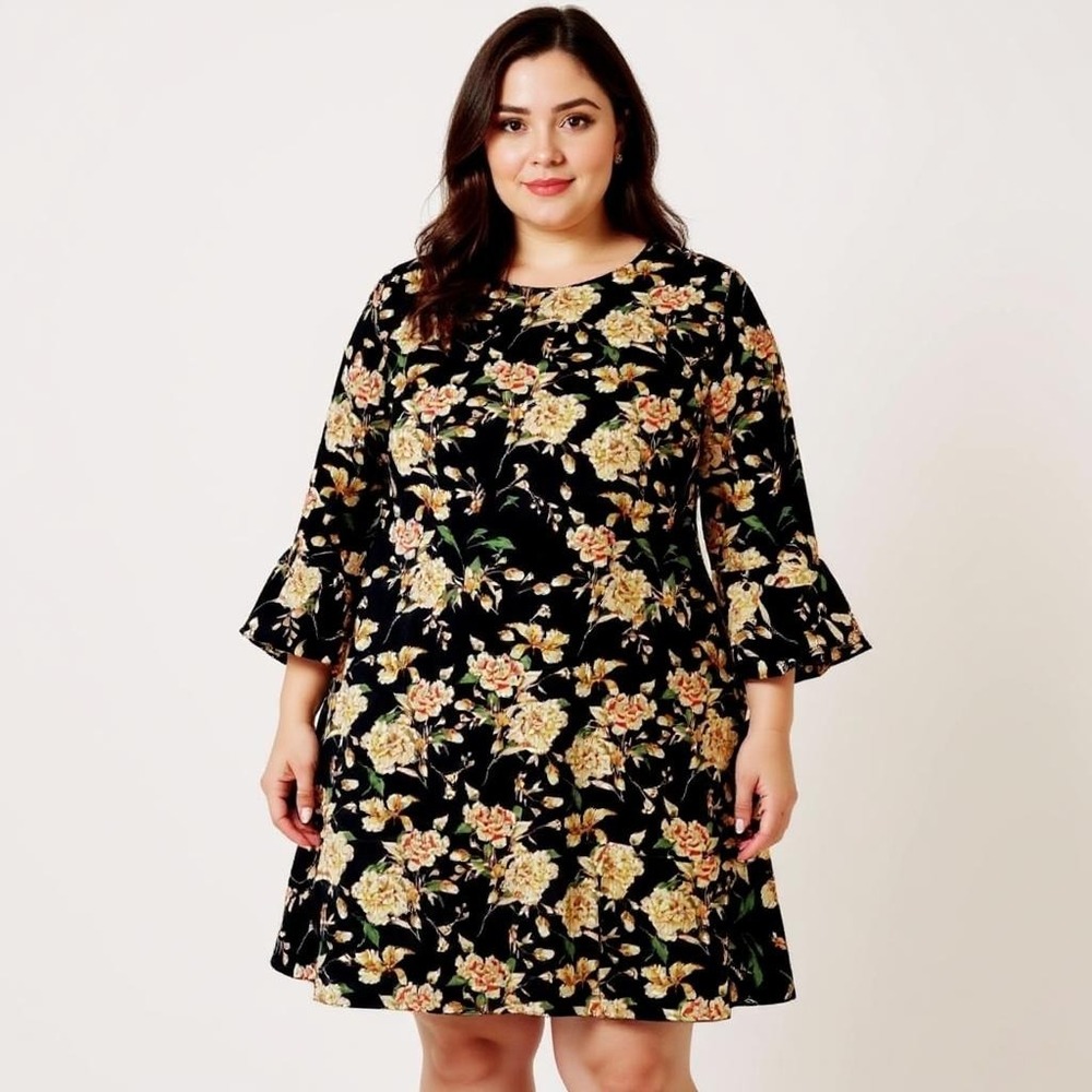Anna‎ Scholz Plus Size 24 Black Floral Dress Bell Sleeves Ruffles Stretch Fit